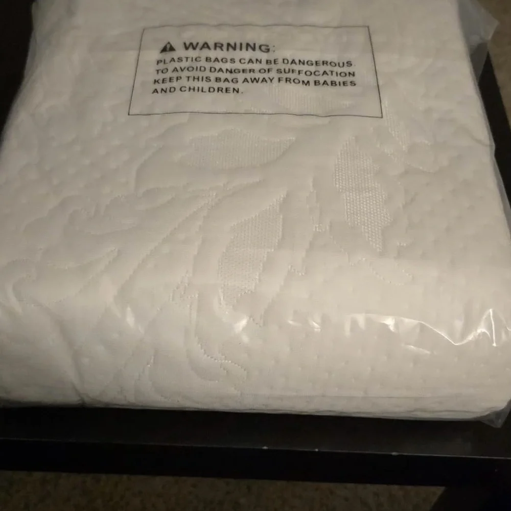 Waterproof White Mattress Protector